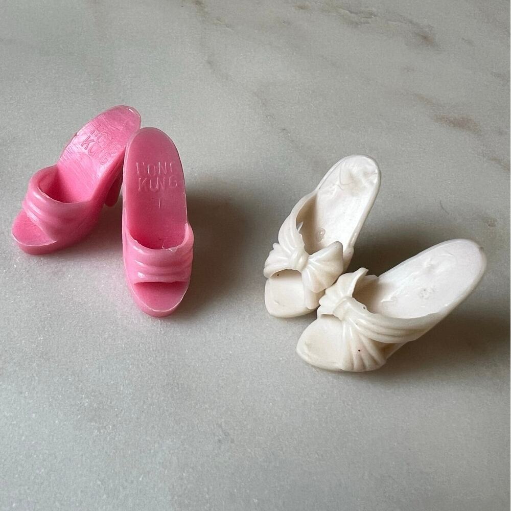 Vintage Fashion Doll Shoes Pink White Mules Slides Classic Heels